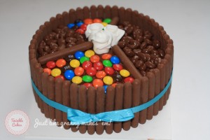 Chocoholic Birthday Cake 